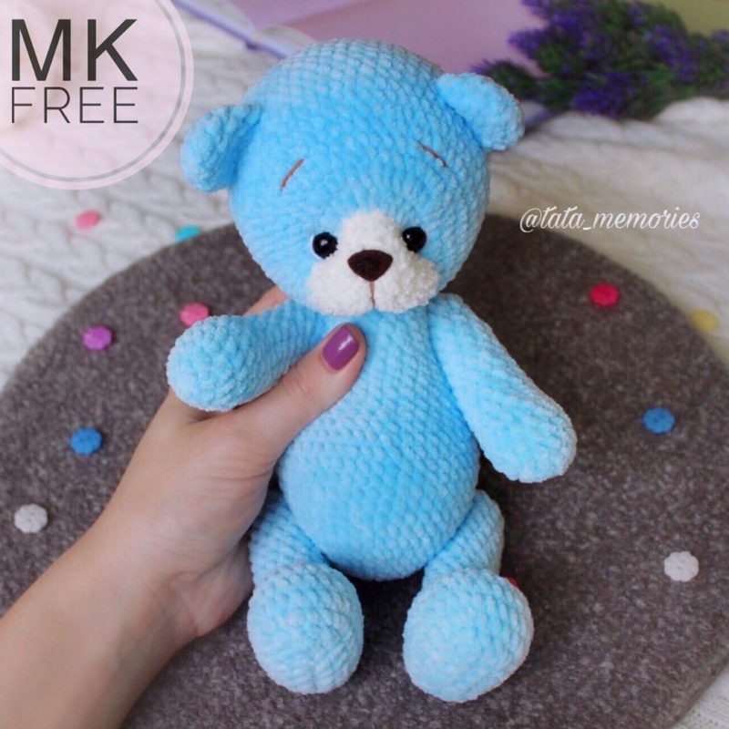 Плюшевый мишка амигуруми