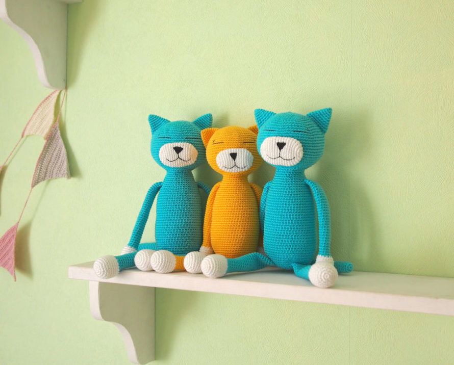 Кот Аминеко крючком