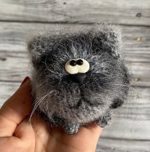 Кот вязаный крючком из мохеровой пряжи