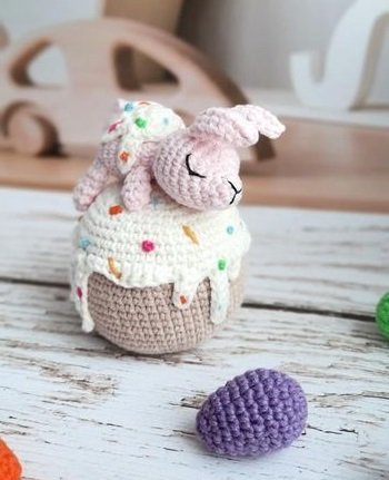 Амигуруми пасхальный кролик крючком Вязаный крючком пасхальный кролик из пряжи YarnArt Jeans с видео