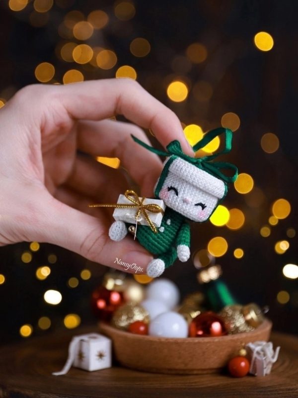 Амигуруми елочная игрушка крючком Амигуруми елочная игрушка крючком