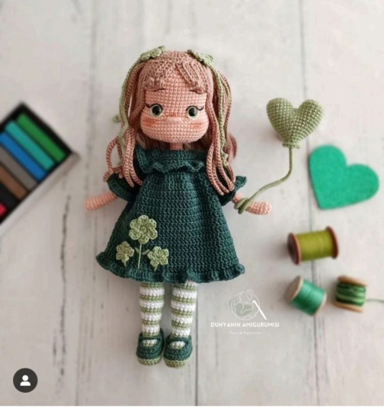 Кукла Эмили крючком схема