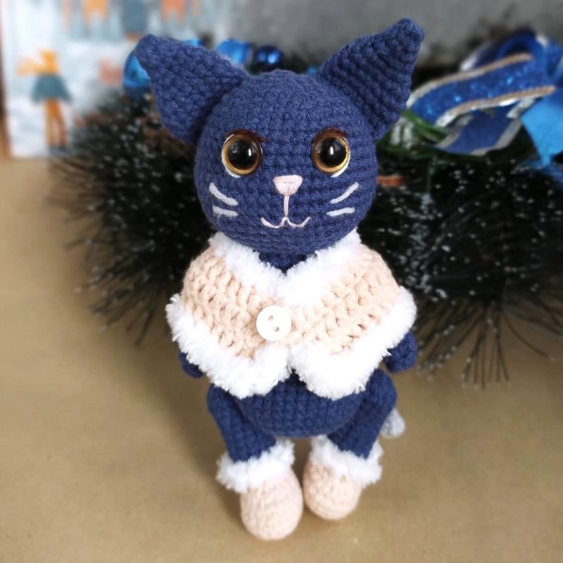 Вязаная кошечка крючком описание Вязаная кошечка крючком описание